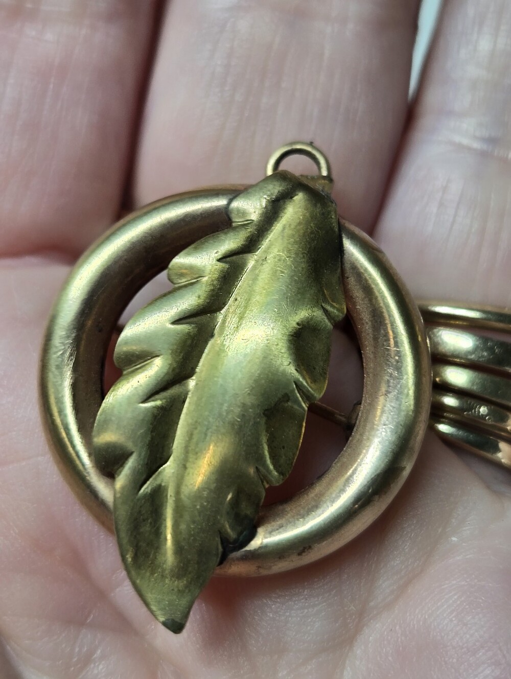 Vintage Gold Filled Leaf Pendant Necklace Charm - Picture 6 of 9
